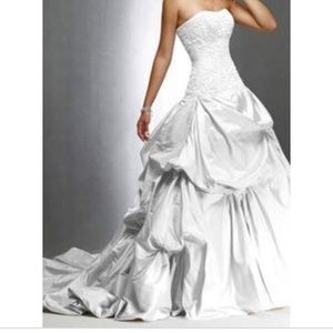 Maggie Sottero Victoriana wedding dresss